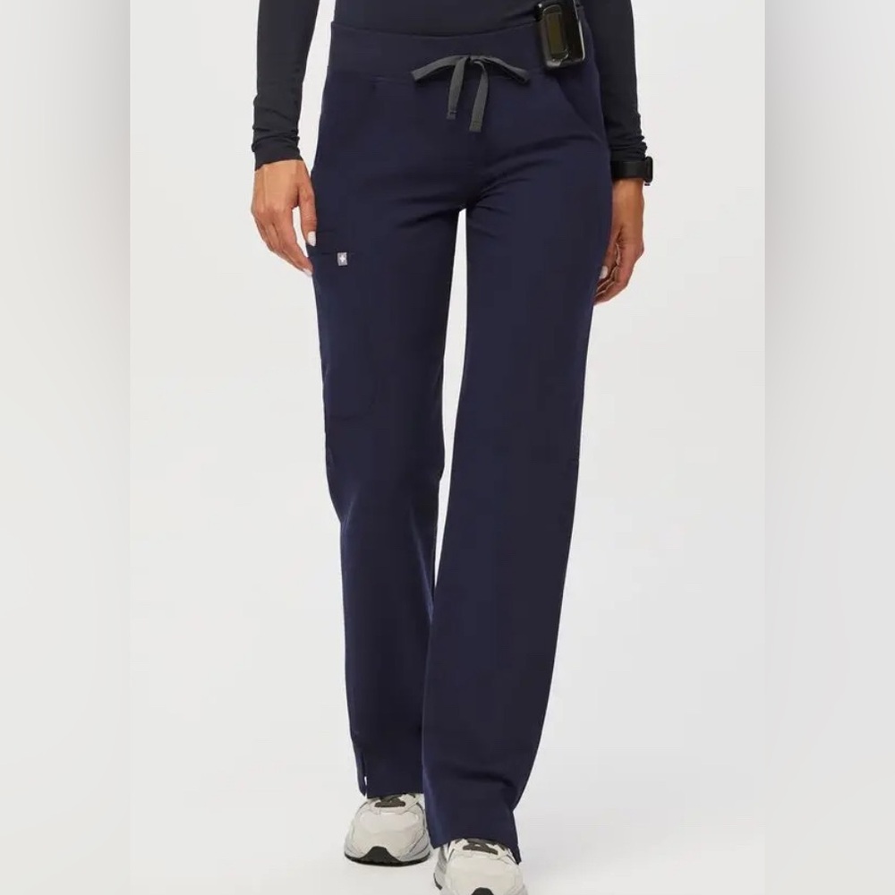 Navy Figs Kade cargo scrub pants